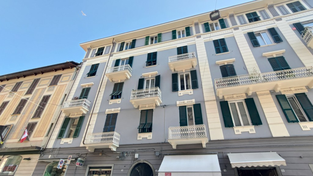 Palazzi nel centro città di La Spezia, Liguria