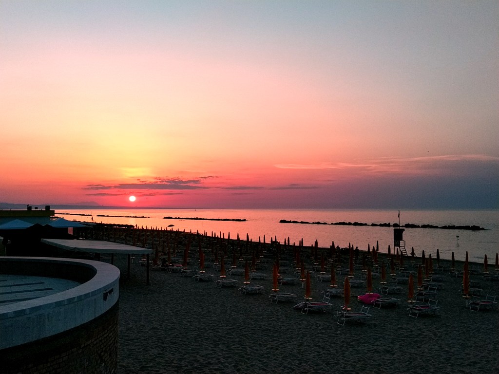 Il tramonto sul mare di Termoli, in Molise