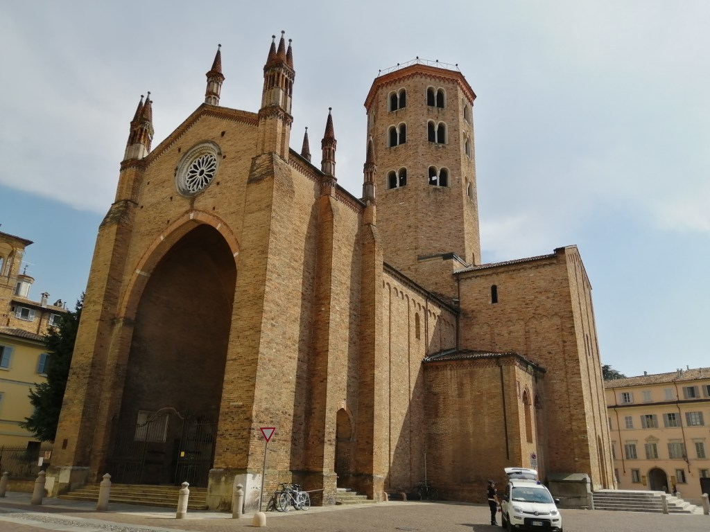 La Basilica di Sant'Antonino nel centro storico di Piacenza, in Emilia Romagna