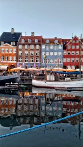 L'antico porto di Copenaghen, Nyhavn, ovvero la zona più colorata e vivace della capitale danese