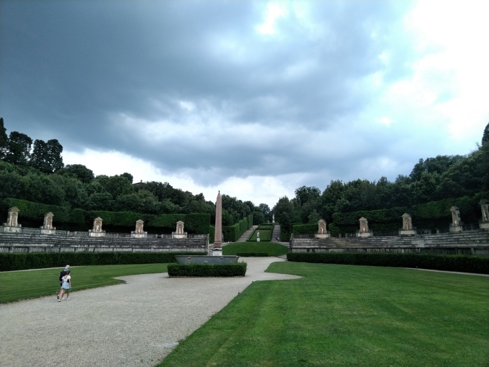 L'Anfiteatro in cui si entra dopo essere arrivati nei Giardini di Boboli, Firenze, Toscana