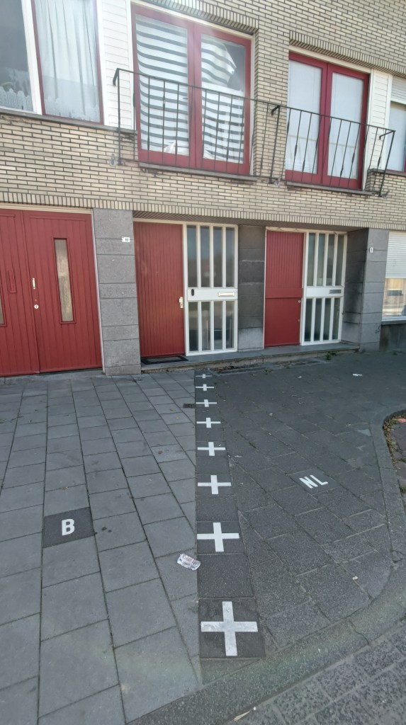 Il confine tra Belgio e Olanda che taglia a metà una casa a Baarle-Hertog / Baarle-Nassau