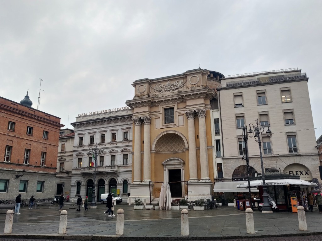 La Chiesa di San Pietro in Piazza Garibaldi a Parma, in Emilia Romagna