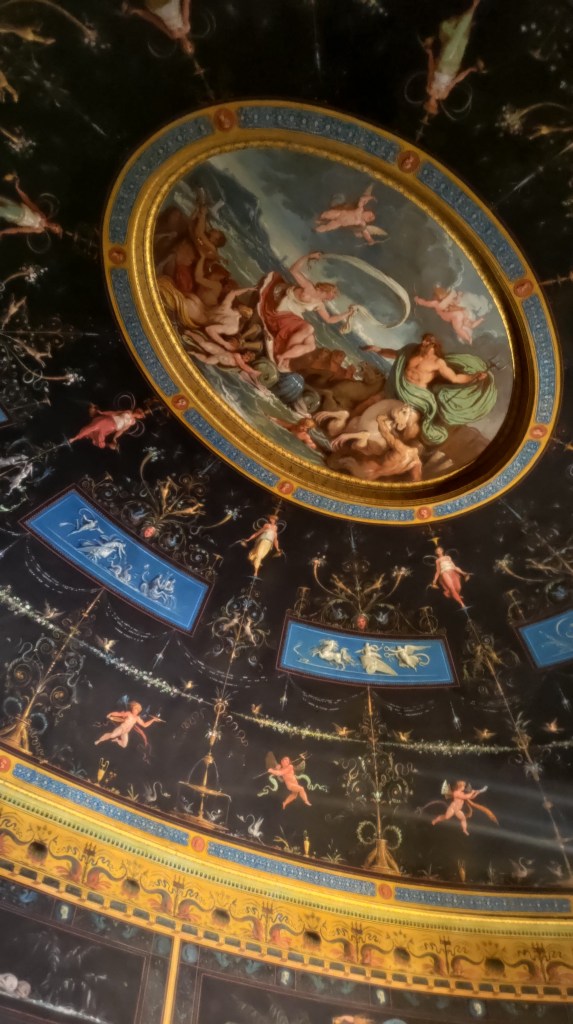 L'affascinante affresco di Felice Giani nell'antibagno di Palazzo Milzetti, Faenza, Emilia Romagna