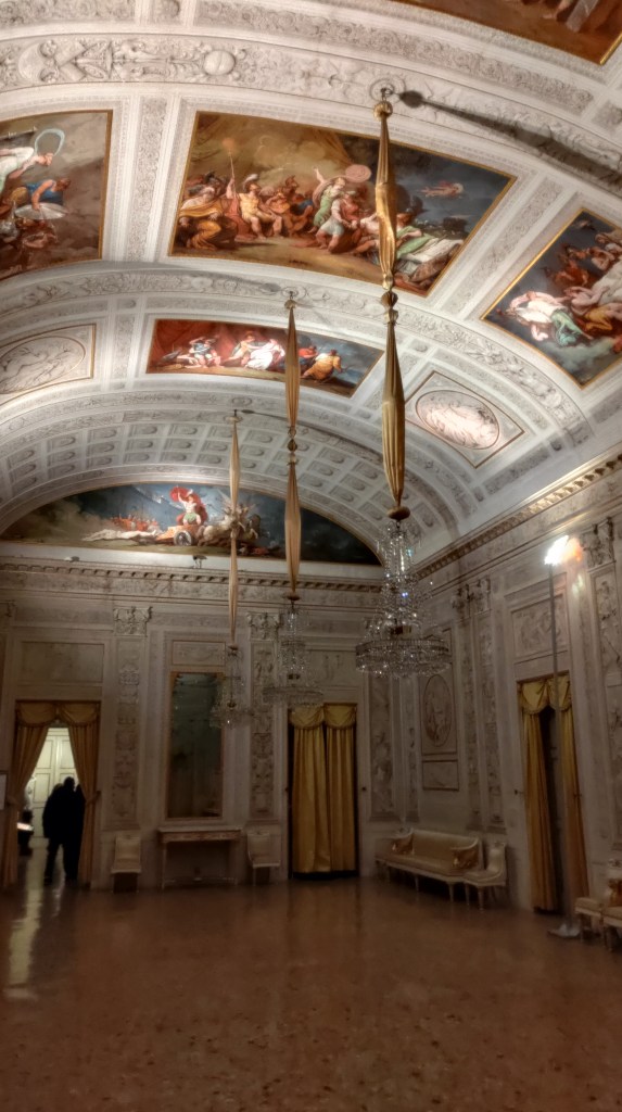 Una sala di Palazzo Milzetti in stile neoclassico, Faenza, Emilia Romagna