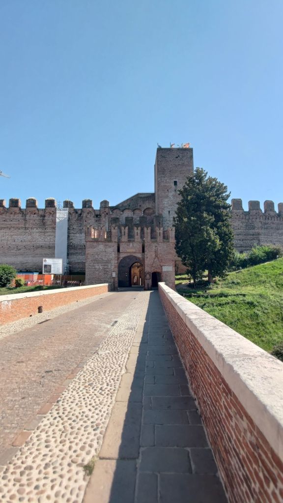 Porta Bassano con il torrione a Cittadella, una delle quattro porte cittadine. Cittadella, Veneto
