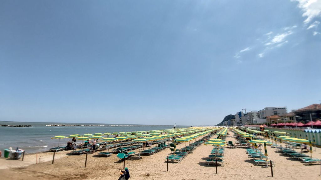 La spiaggia di Pesaro, Marche
