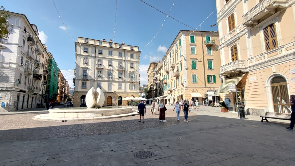 Piazza Garibaldi nel centro di La Spezia, Liguria
