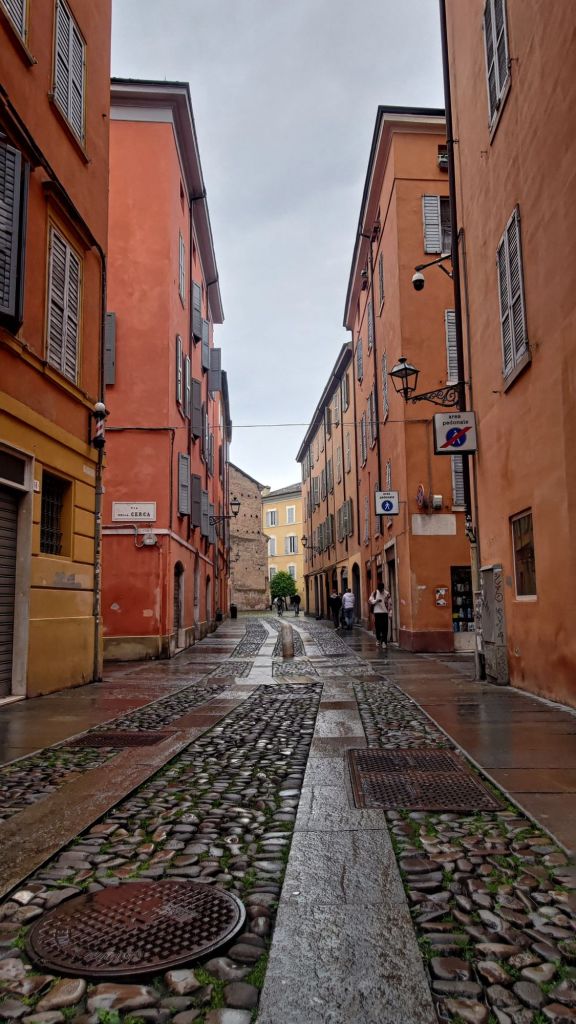 Scorcio del centro storico di Modena, Emilia Romagna