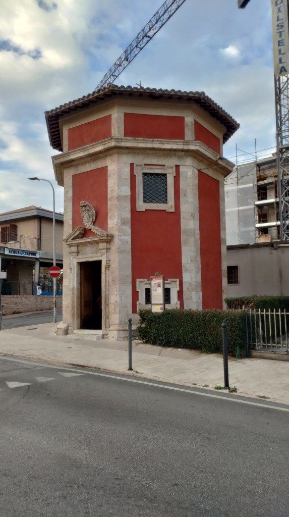 Il Tempietto di Sant'Emidio rosso dedicato al patrono di Ascoli, Marche