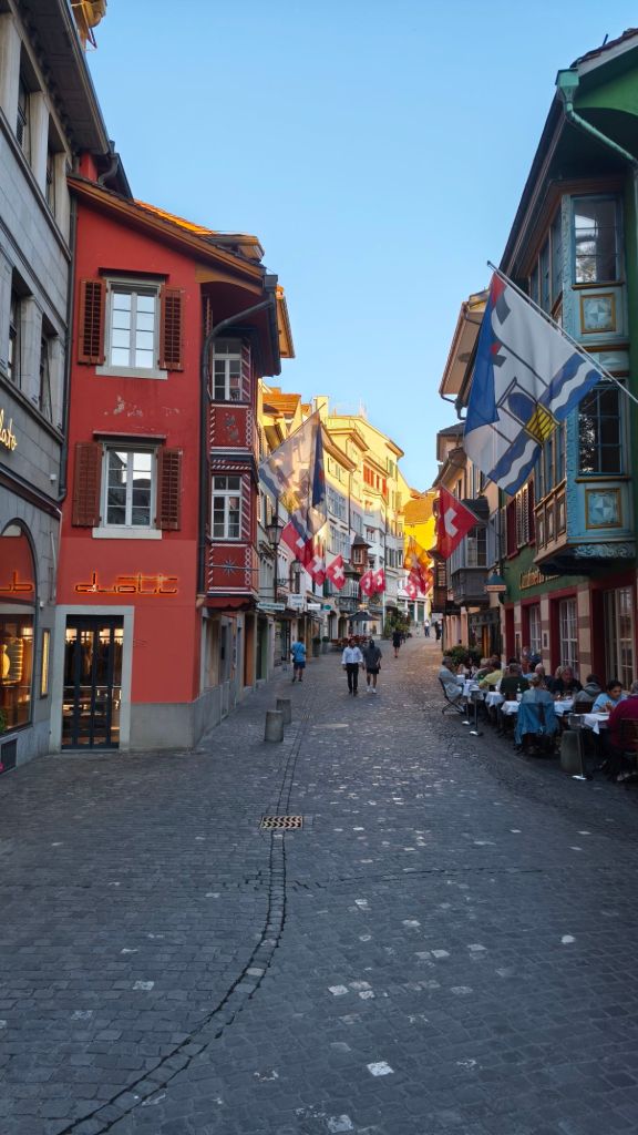 Augustinergasse nel centro storico di Zurigo, in Svizzera