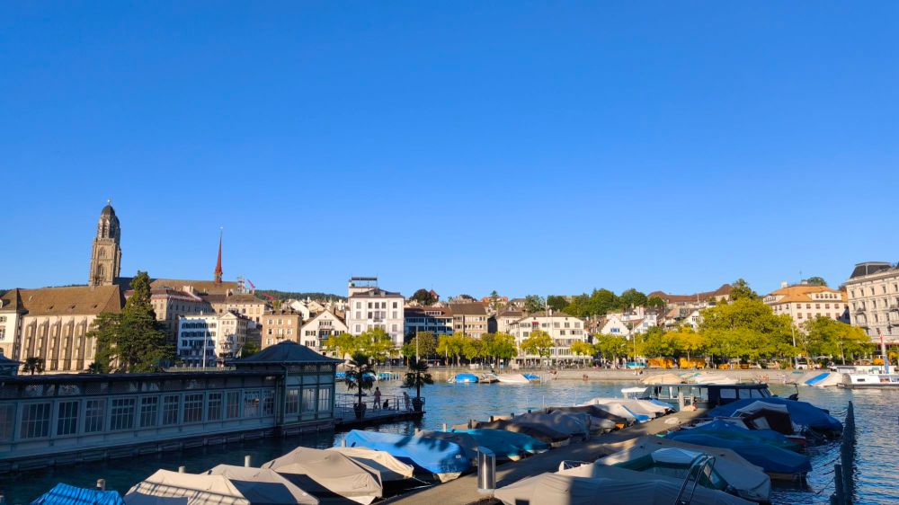 Il centro della città di Zurigo, in Svizzera